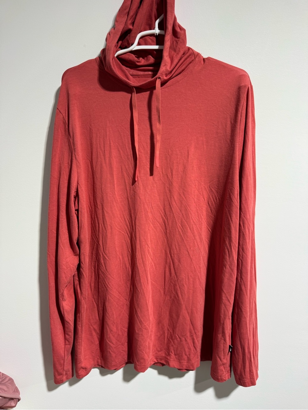 Men's Lightweight Red Hooded Long-Sleeve Sweater Size M